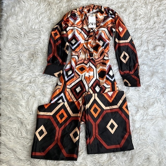 NEW!! ZARA PRINTED BELTED JUMPSUIT - Picture 5 of 12